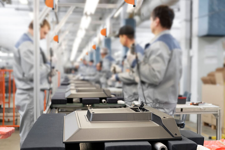 Montagewerkzeuge mit Federzügen